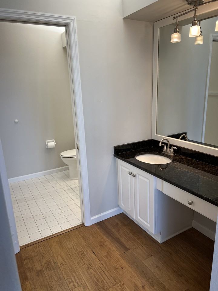 407 Enclave Pl #407 - Photo 3 of 11