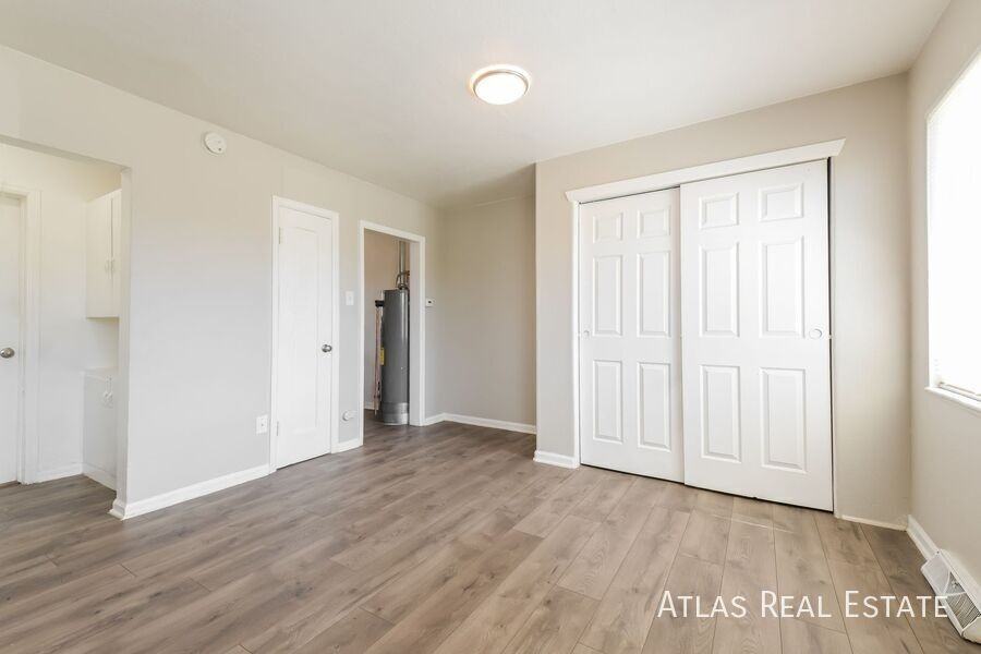 7137 E 60th Way - Photo 4 of 16