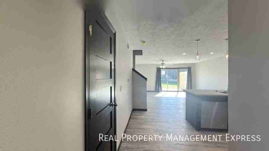 9719 W Broek Dr - Photo 6 of 15