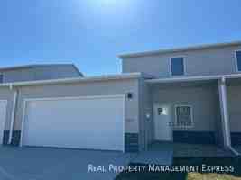 featured image of 3513 S Broek Dr