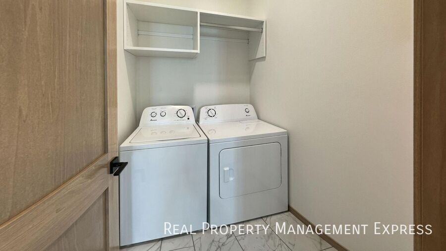 3513 S Broek Dr - Photo 6 of 31