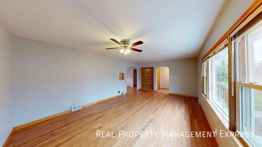 2418 S Glendale Ave - Photo 3 of 21