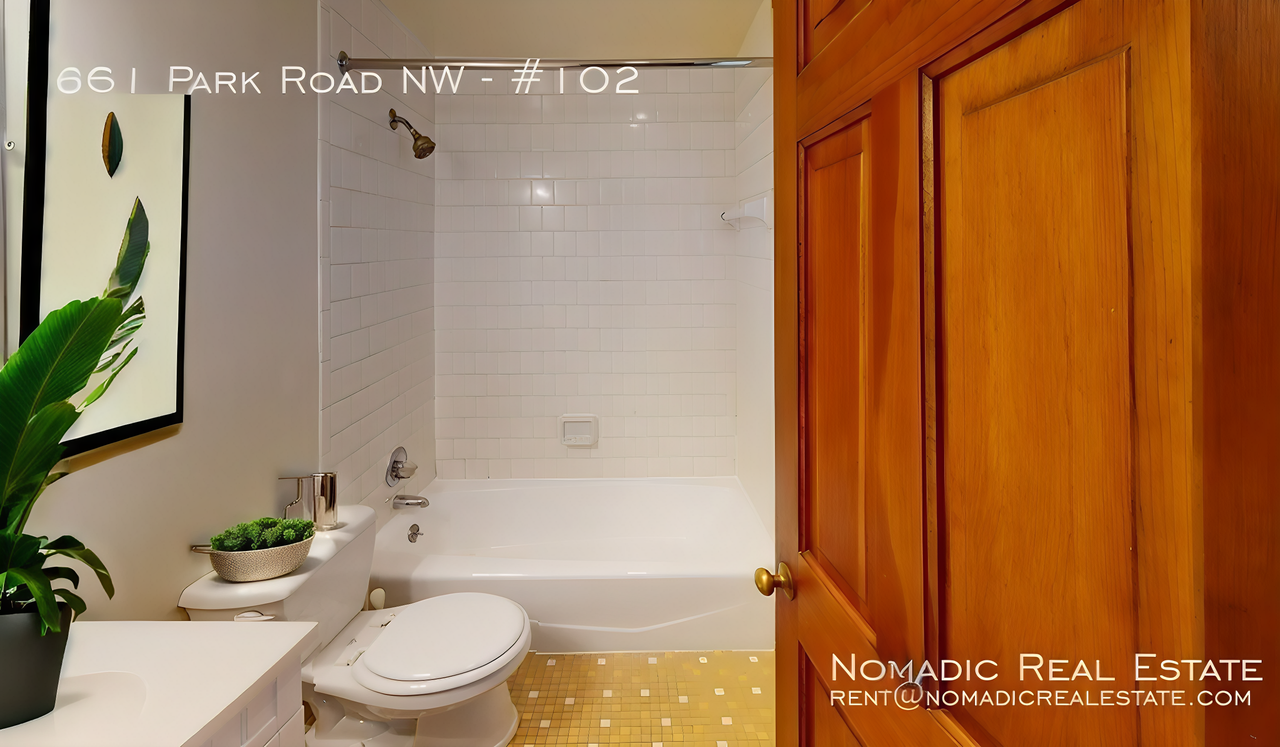 1661 Park Rd Nw #102 - Photo 4 of 5