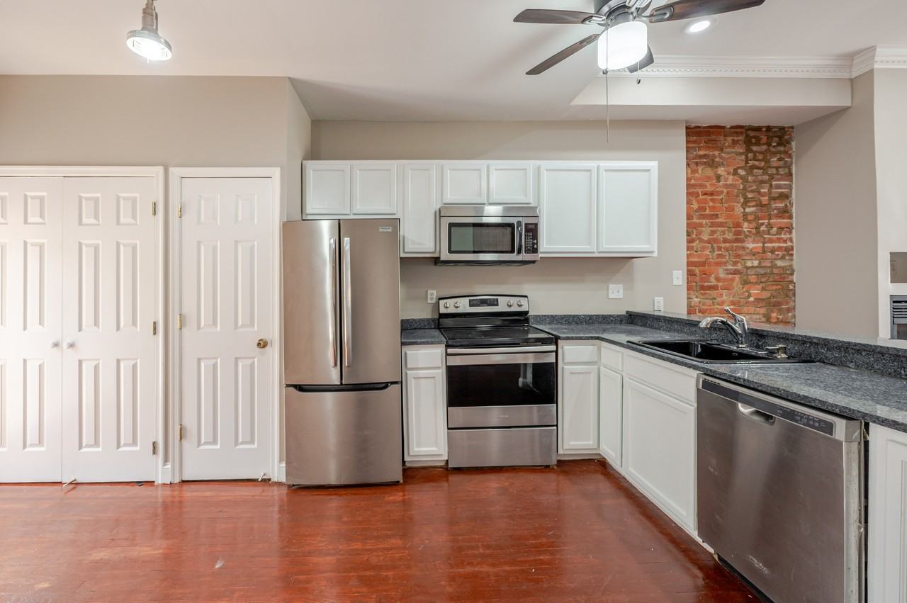 408 Rhode Island Ave Nw #A - Photo 5 of 21