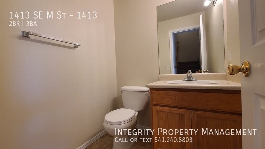 1413 Se M St #1413 - Photo 6 of 19