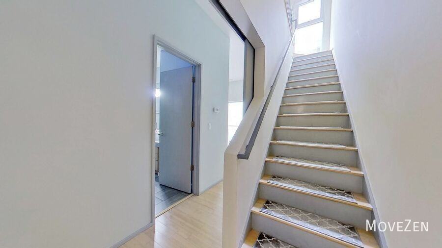 295 Mcdonald Ave - Photo 2 of 17