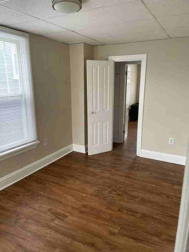 438 Mulberry St - Photo 5 of 19