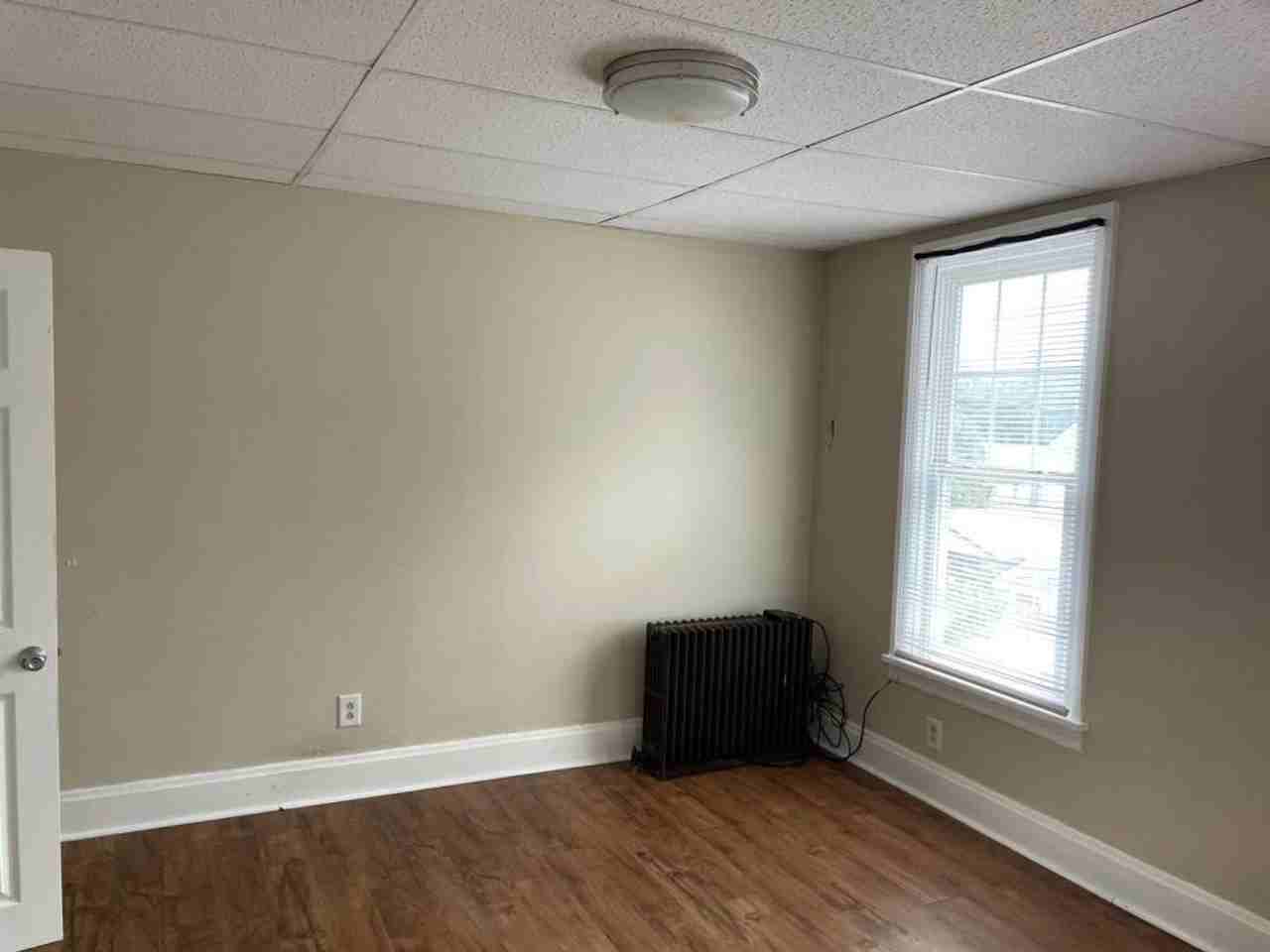 438 Mulberry St - Photo 7 of 19