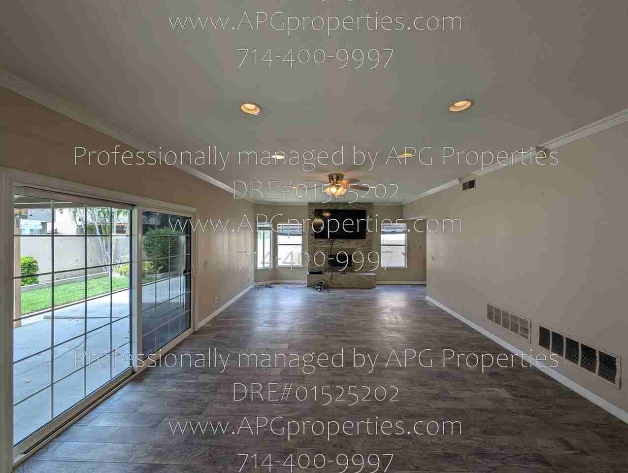 1745 N Pheasant St - Photo 4 of 20