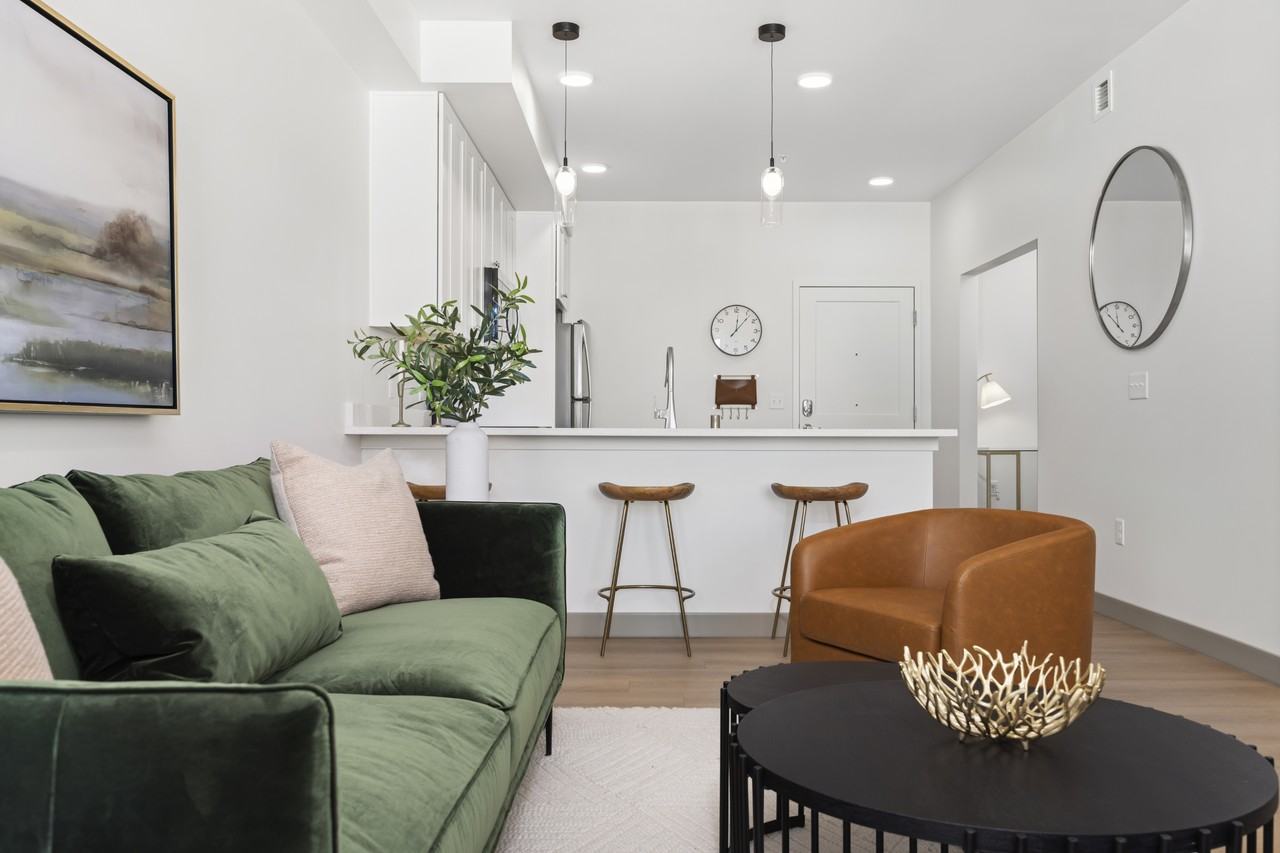 711 Astor Street - Now Leasing - Photo 3 of 37
