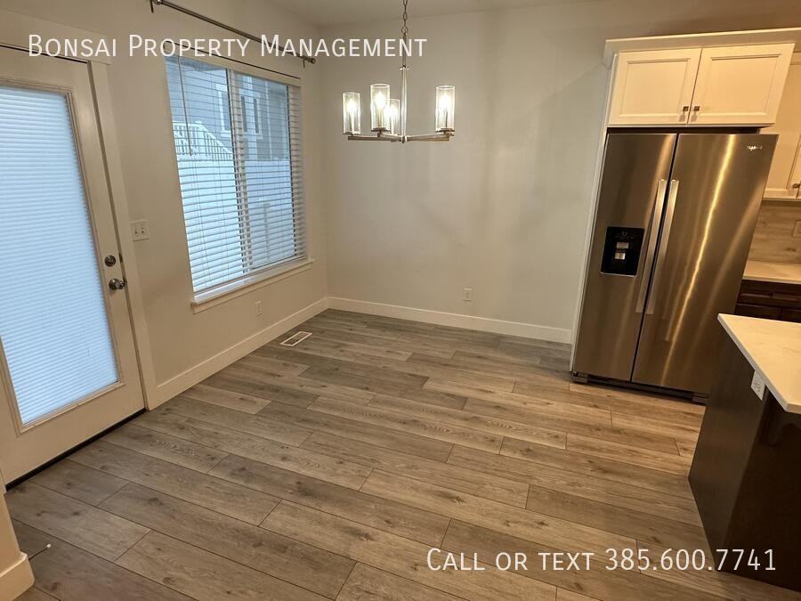 4343 W Hemsley Ln - Photo 4 of 19