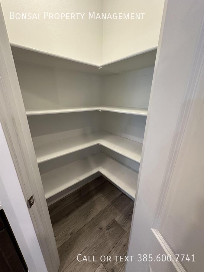 4343 W Hemsley Ln - Photo 6 of 19