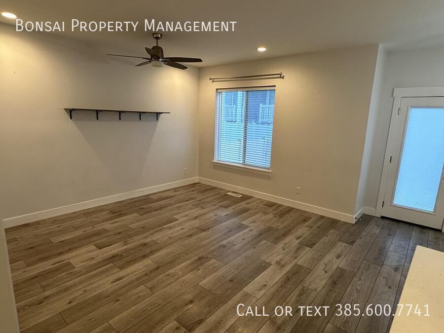 4343 W Hemsley Ln - Photo 7 of 19