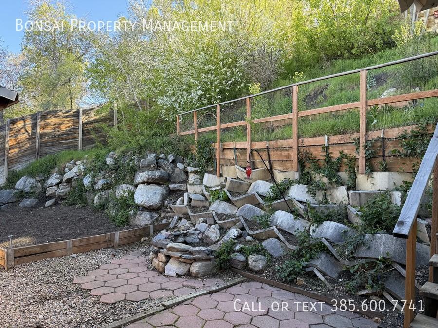 1189 S 200 E - Photo 6 of 41