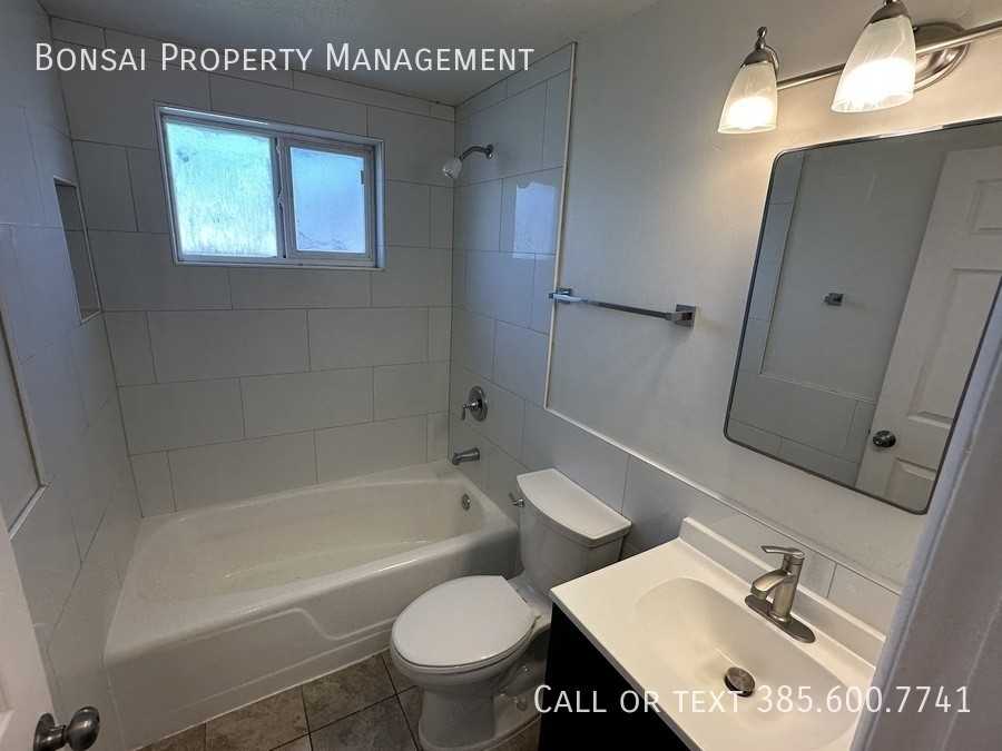 1336 S Cheyenne St #A - Photo 6 of 8