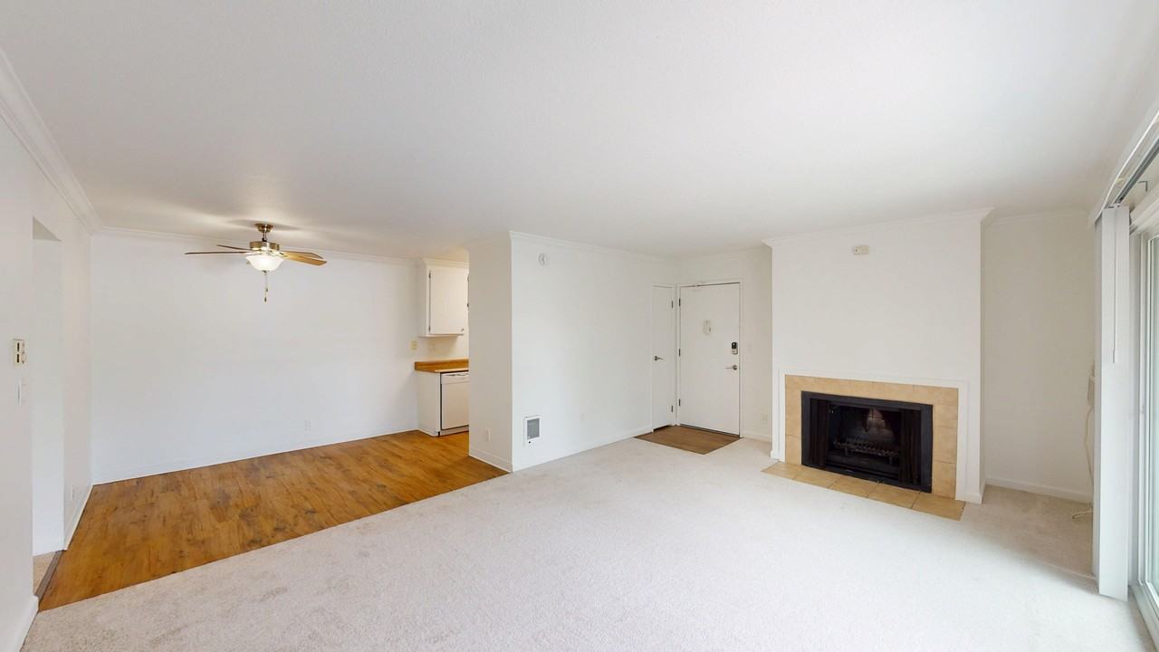 521 Alameda Del Prado #325 - Photo 4 of 14
