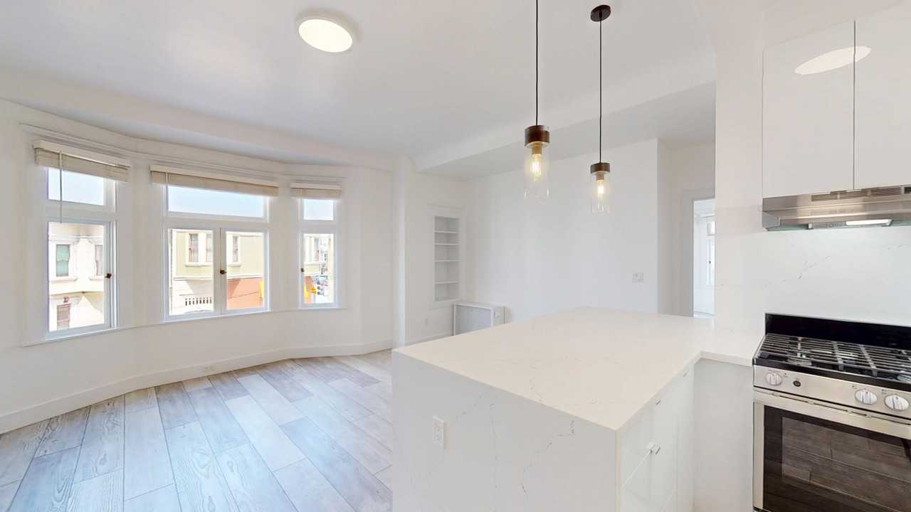 2355 Polk St #201 - Photo 7 of 21