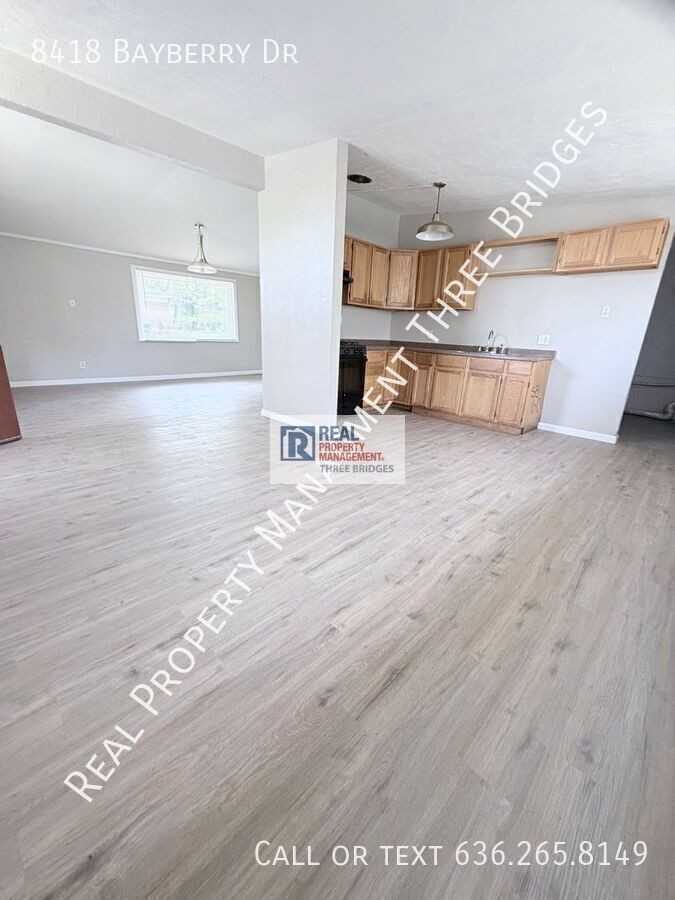 8418 Bayberry Dr - Photo 6 of 12