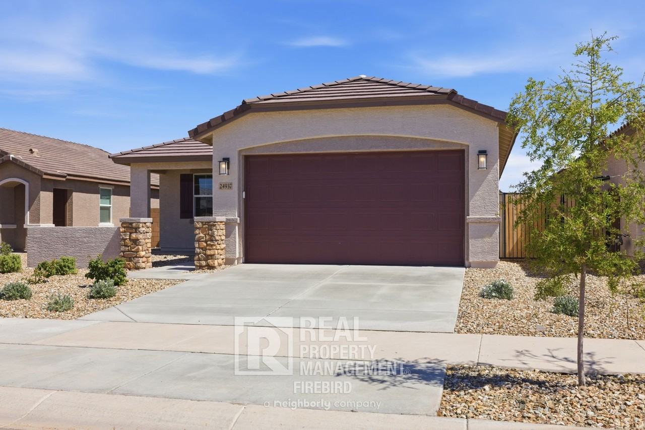 24937 N 167th Dr - Photo 2 of 50