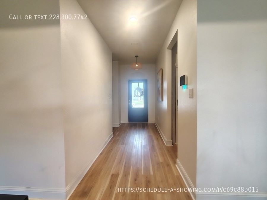 15200 Windmill Ridge Pkwy - Photo 2 of 8