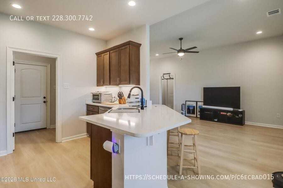 11415 Oak Alley Dr - Photo 2 of 11