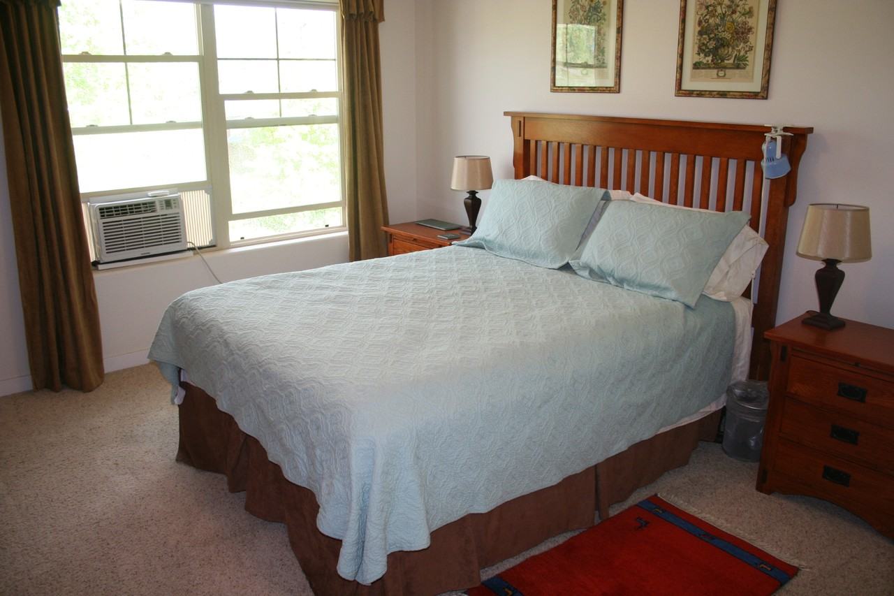 104 Colorado Ave #J - Photo 6 of 8