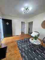 featured image of 109 W Maple St #5