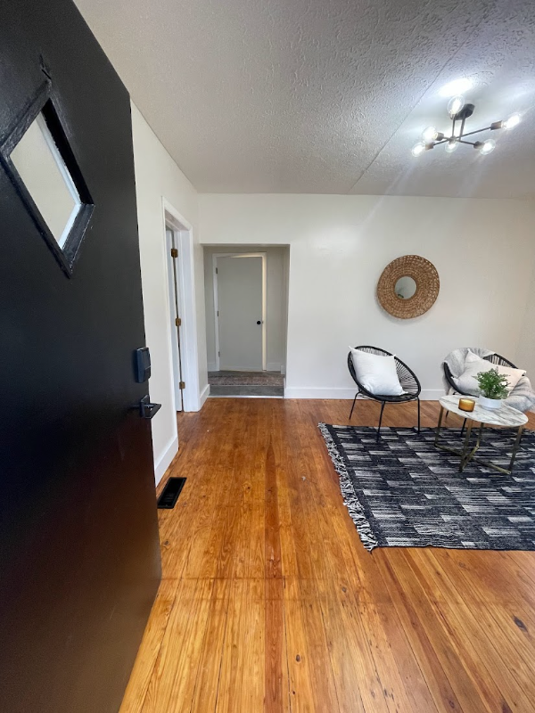 109 W Maple St #5 - Photo 2 of 26