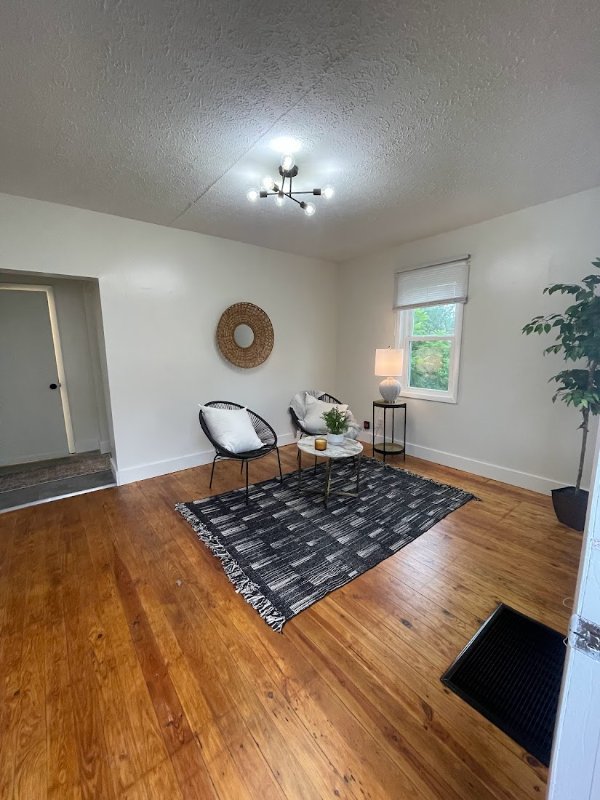 109 W Maple St #5 - Photo 5 of 26