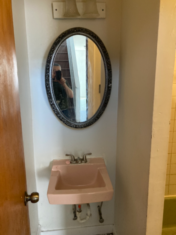 2922 Frankford Ave - Photo 3 of 10