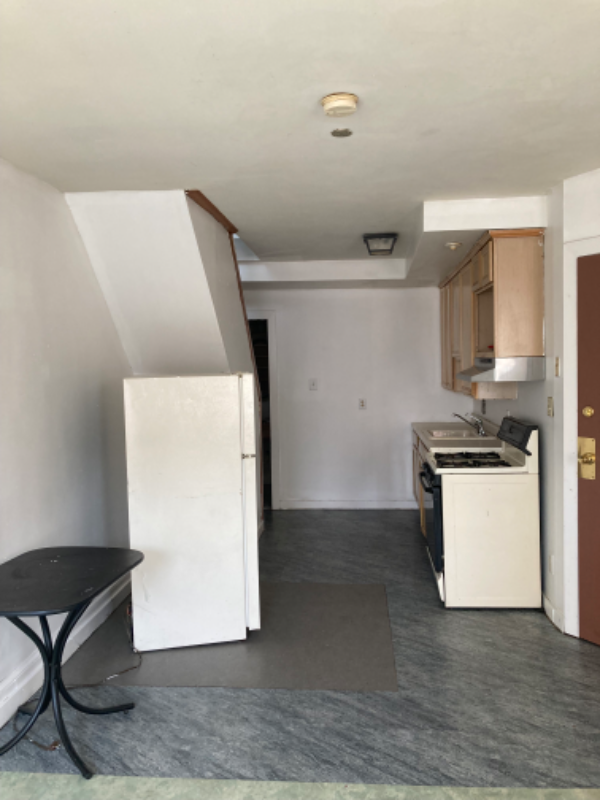 2922 Frankford Ave - Photo 4 of 10