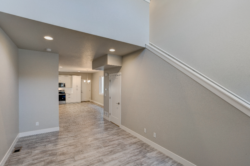 829 Cherokee Dr - Photo 5 of 23