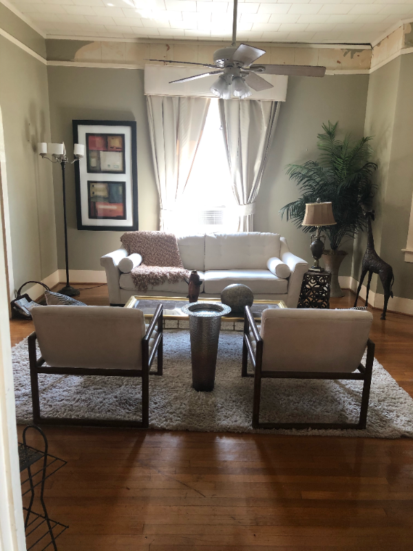 119 Leonard St - Photo 6 of 10