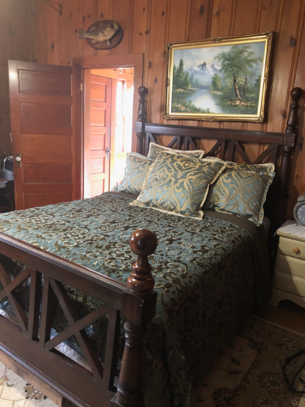 119 Leonard St - Photo 7 of 10