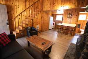 featured image of 596 W White Mountain Blvd #13