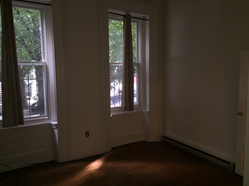 1915 Green St #1E - Photo 3 of 8