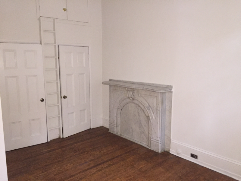 1915 Green St #1E - Photo 6 of 8