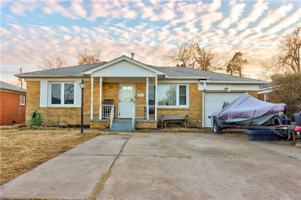 featured image of 7112 Nw 45th St