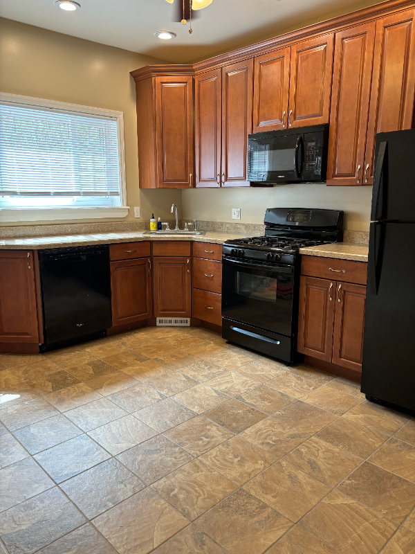 158 Dryden Way - Photo 2 of 25