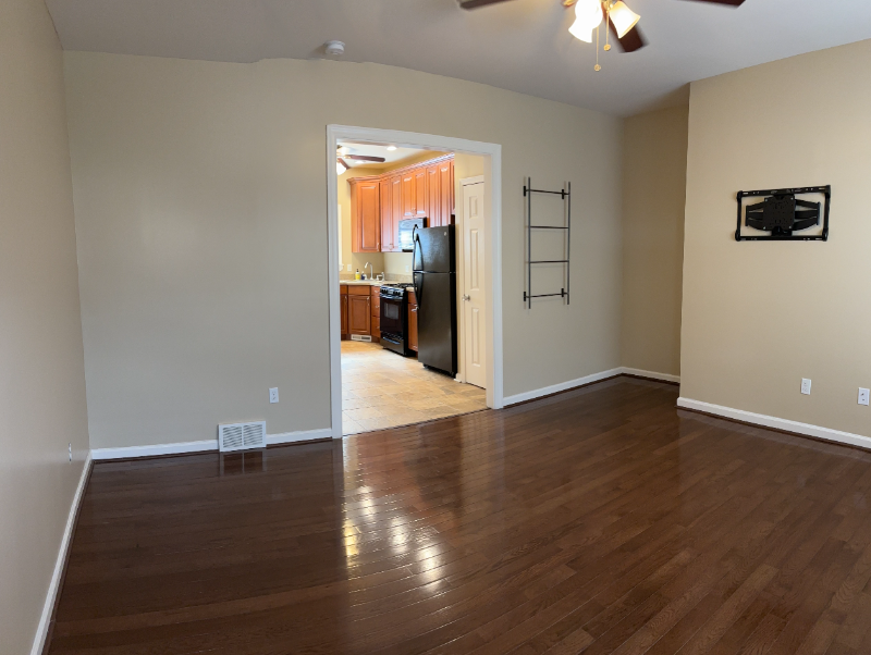 158 Dryden Way - Photo 5 of 25