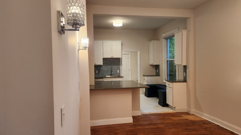 324 Fairfield Ave #1 - Photo 3 of 23