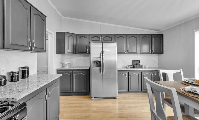 5045 W Custer Pl - Photo 7 of 11