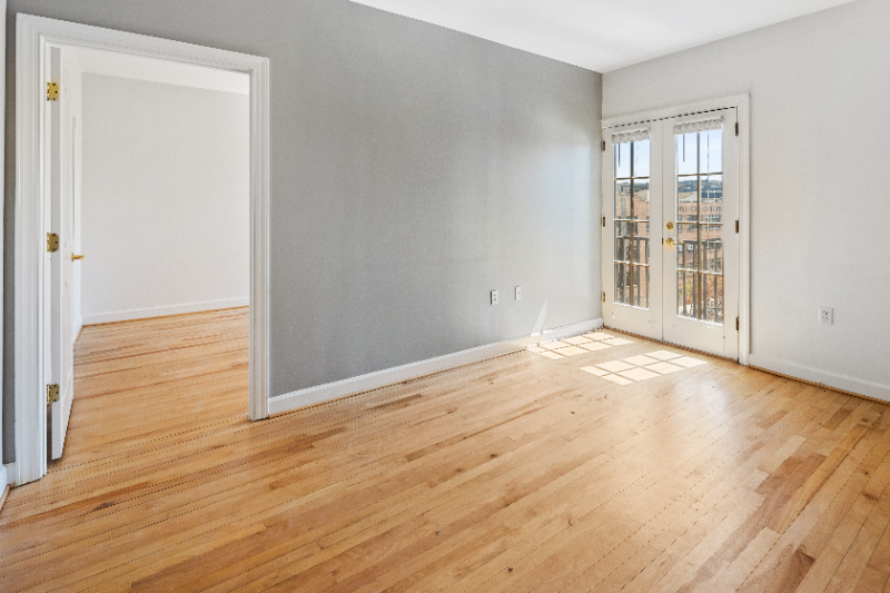 1820 Lancaster St #3A - Photo 2 of 10