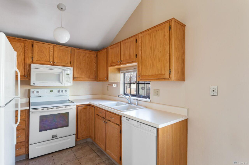 2973 S Revere St - Photo 5 of 14