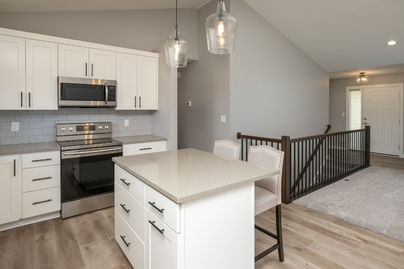 2244 Petersen Dr Nw - Photo 4 of 19