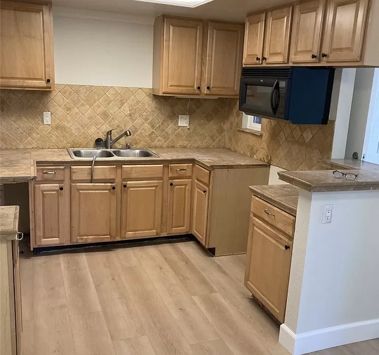 224 Woodland Pkwy #157 - Photo 4 of 11