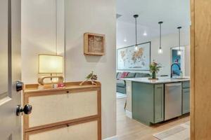 featured image of 285 High Point Dr #H203