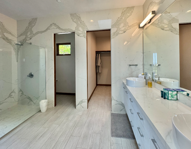 204 Awaiku St - Photo 7 of 13