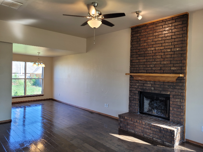 4908 Republic Dr - Photo 2 of 12