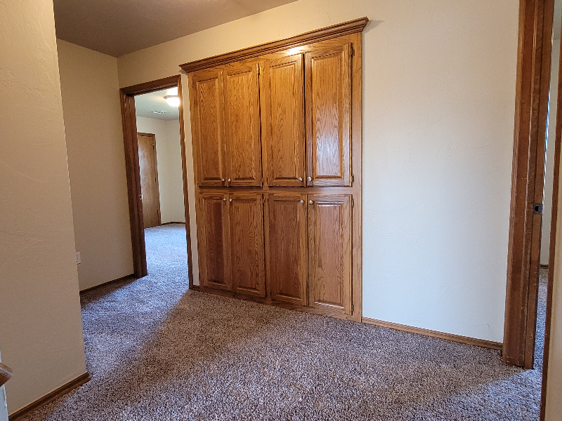 4908 Republic Dr - Photo 5 of 12